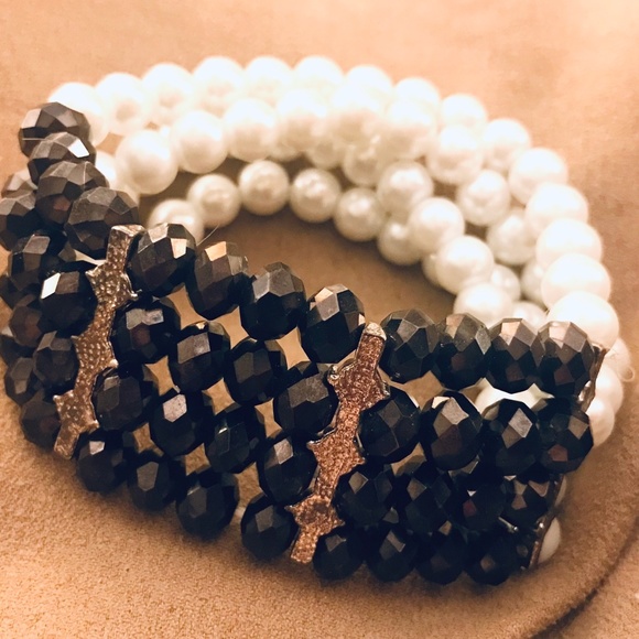 PEARL & JET BRACELET MULTI LAYER STRETCH  LUNA Beaded  NEW CONDITION - Picture 6 of 12